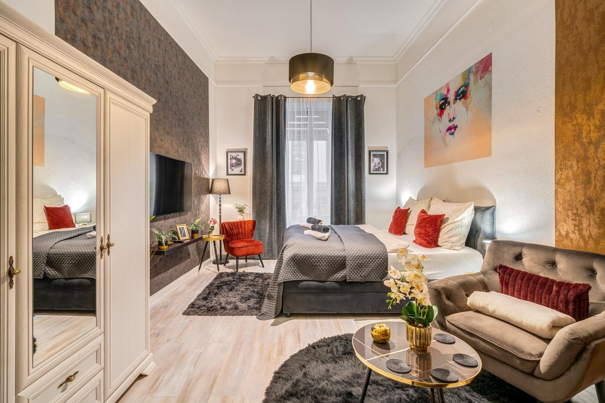 Sweet Dreams At Opera House Downtown Apartamento Budapeste Exterior foto